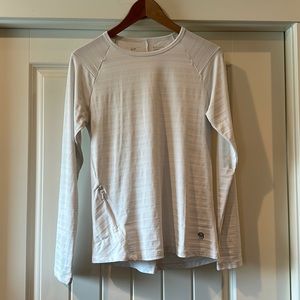 Mountain Hardwear women’s long sleeve t-shirt, white, size small, used